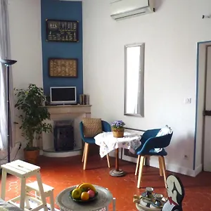 La Begude Des Alpilles Couette-café